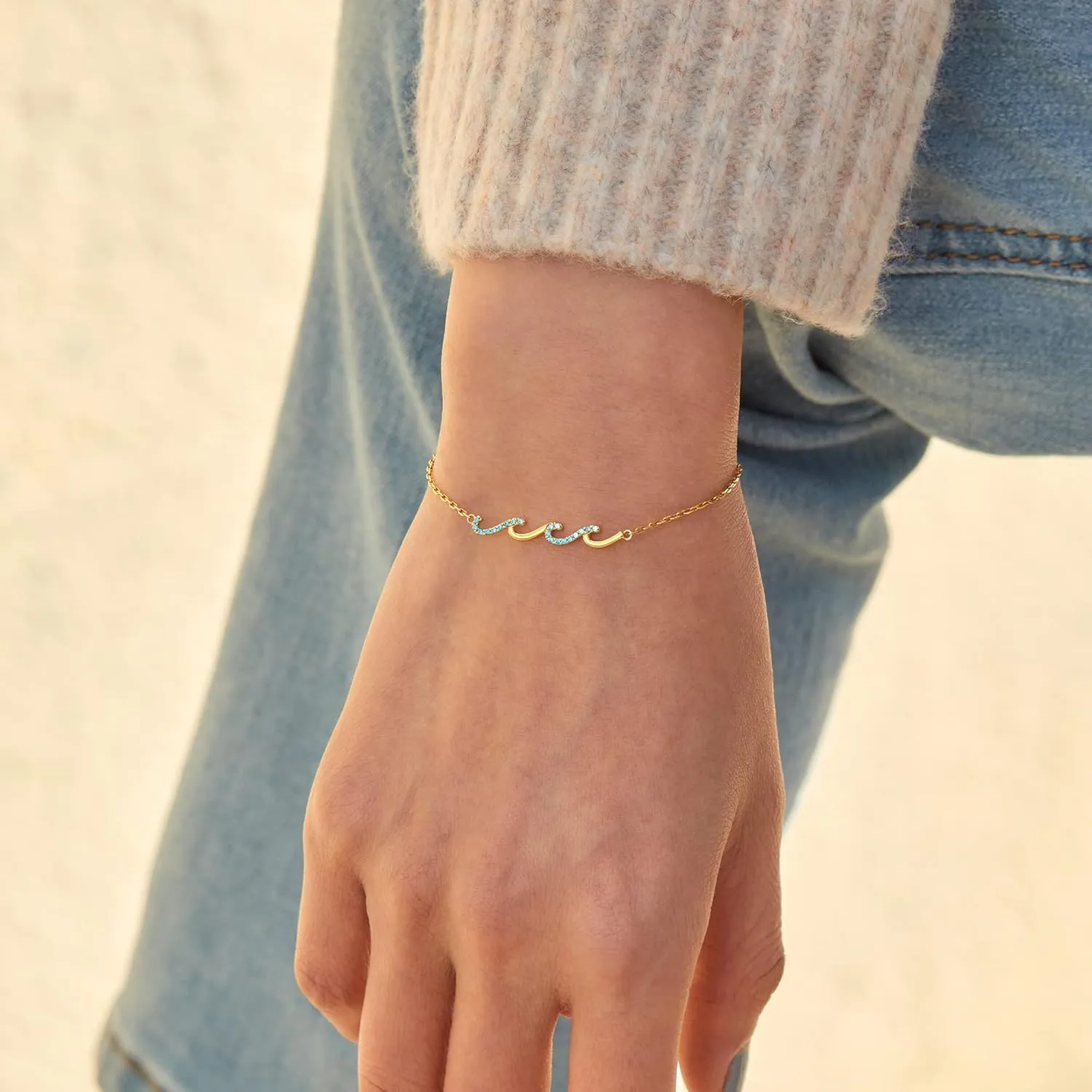 STORYJEWELLERY Gifts for Sister, Birthday Presents for Mom Sister and Friend, Wave Bracelet, Mom Bracelet, Mothers Day Gifts, Present for Granddaughter